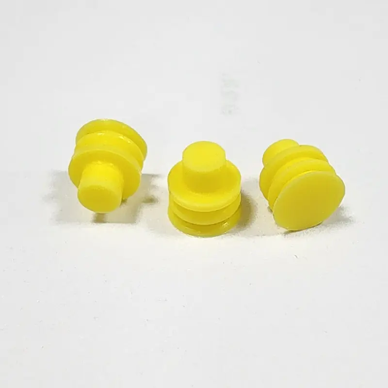 Phích cắm silicon màu vàng 2,6mm